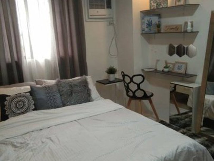 FOR RENT: 1 Bedroom Condo in Escalades by Robinsons Cubao