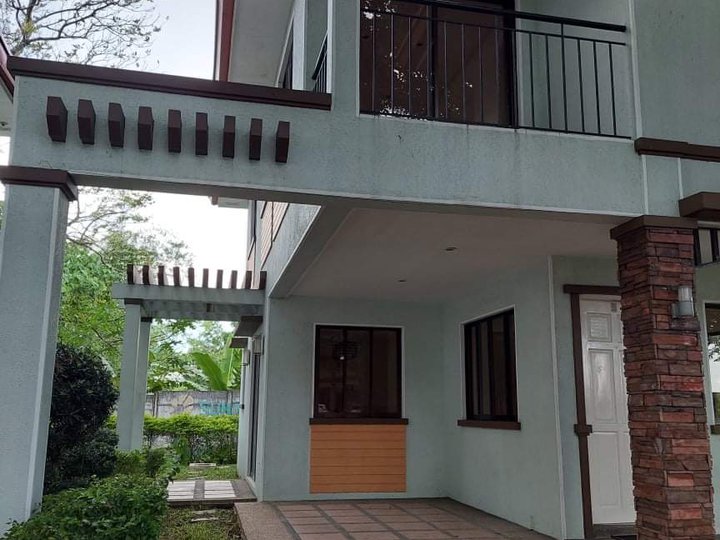 House For Sale in Cavite in Brgy. Manggahan