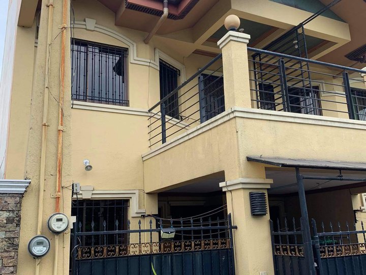 2 Storey House for Rent / Meadowood Bacoor Cavite PH