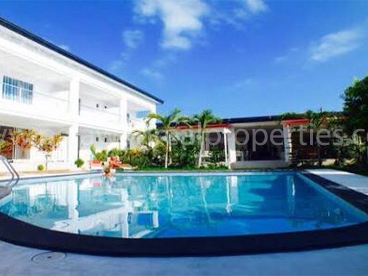 BEAUTIFUL RESORT WITH PIANO POOL FOR SALE