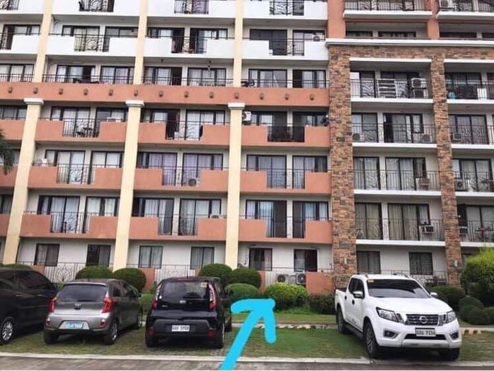 2 Bedrooms condo unit with 2 parking slot for sale