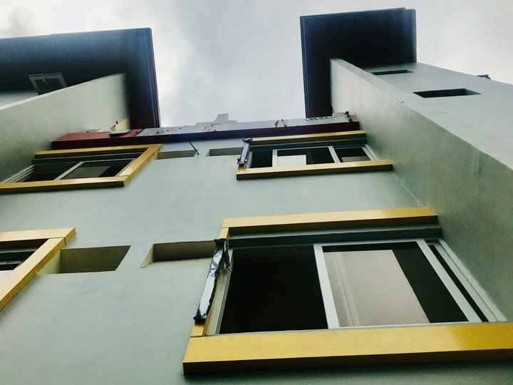 3 Doors 9 Bedrooms Apartment for sale in Cubao Quezon City