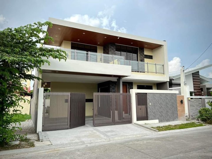 BRAND NEW MODERN ASIAN TWO-STOREY HOUSE WITH DIPPING POOL IN PAMPANGA