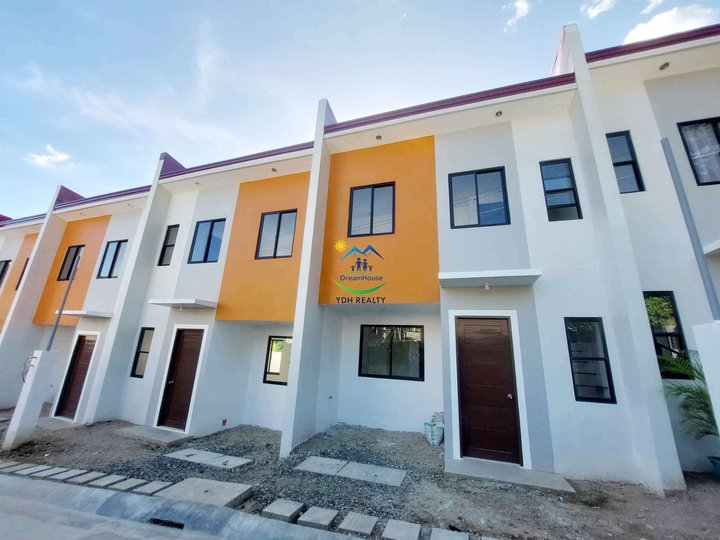 PRE-SELLING: Affordable 2-bedrooms Townhouse Unit for Sale in Pulangbato, Cebu City