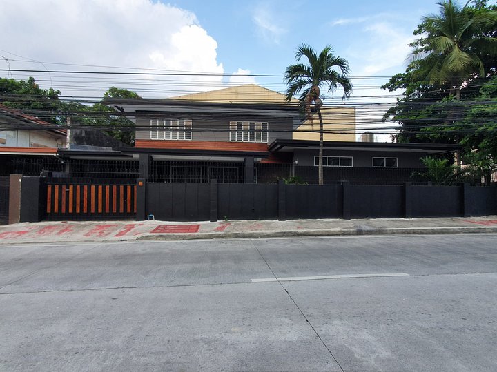 WAREHOUSE/COMMERCIAL PROPERTY FOR LEASE IN QUEZON CITY