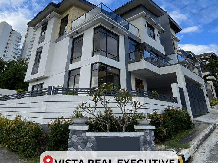 7-bedroom House for Sale: Vista Real Executive, Quezon City