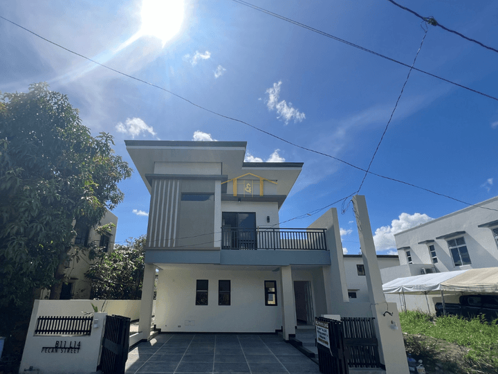 Modern 2-Storey Single Attached House for sale in Imus, Cavite
