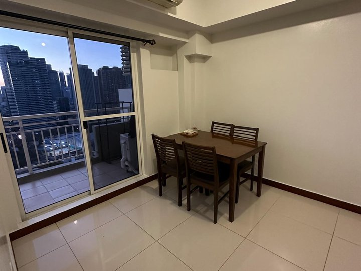 2BR CONDO Unit FOR SALE at BRIO TOWER in Edsa Guadalupe near ROCKWELL Makati