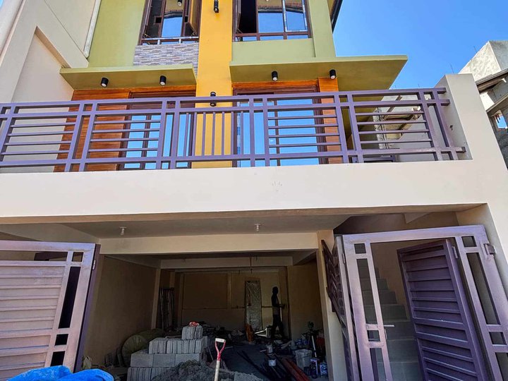 Baguio House and Lot for Sale 4-bedroom