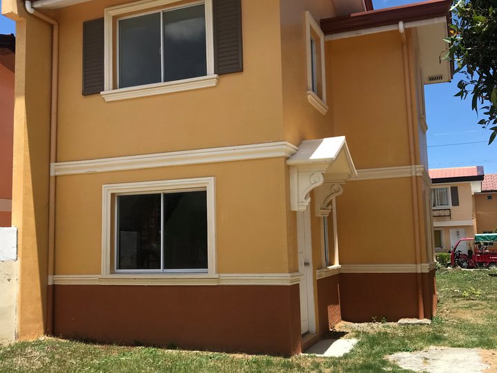 2 storey-house with 3 bedrooms facing east in Aklan