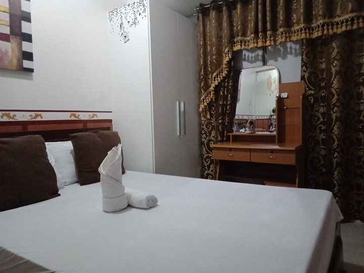 2 Bedroom Unit for Rent in Azure Urban Resort Residences Paranaque