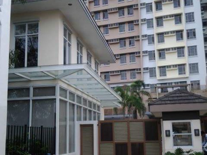 Condo for rent near Makati Avenue Suntrust Treetop Villas