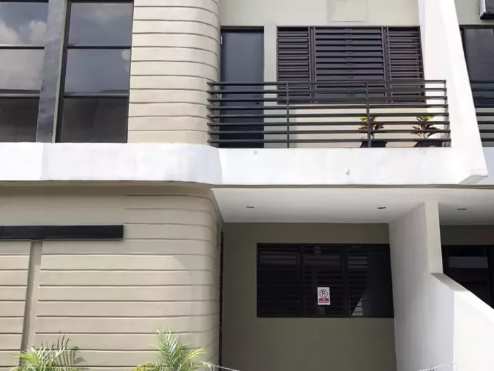 Affordable 3-bedrooms townhouse for sale in concepcion 2 marikina city