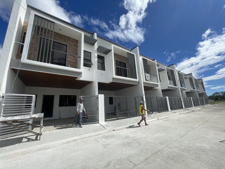 2_Storey Townhomes For sale in Taytay Riza inside exclusive subd.