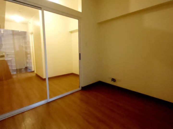 1 Bedroom Unit with Balcony for Sale in Prisma Residences Pasig City