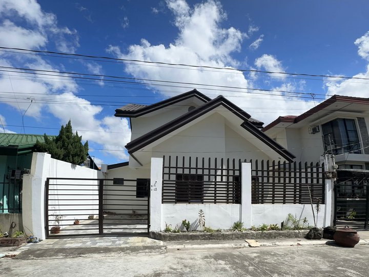 3 Bedrooms Loft type House