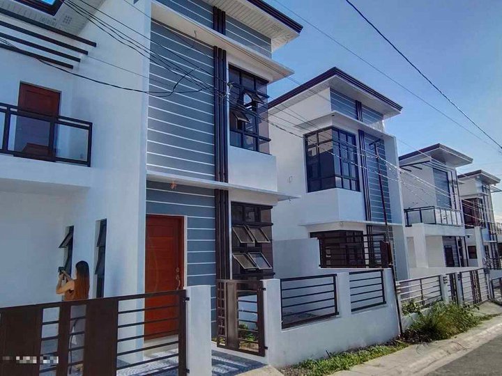 Ready For Occupancy 3-bedroom Single Attached House For Sale in holiday Homes General Trias Cavite