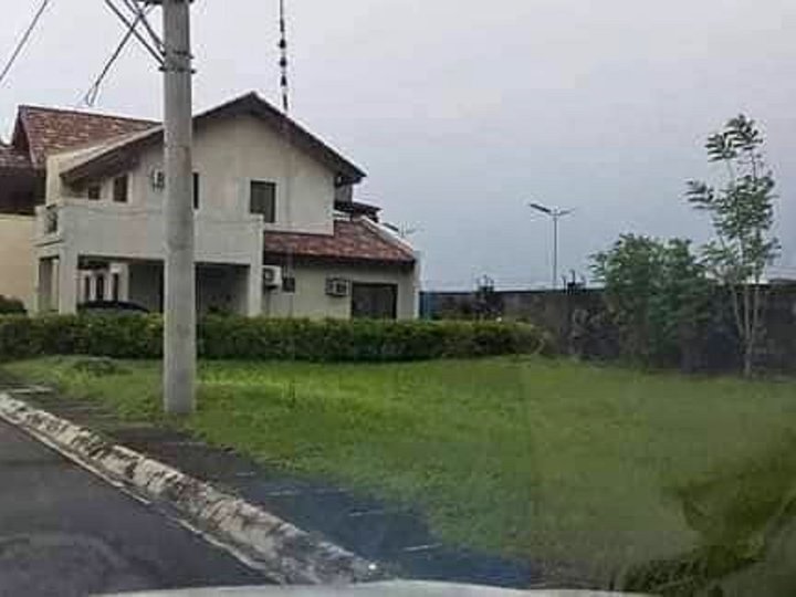 Lot for Sale in Vita Toscana Molino Blvd Bacoor Cavite