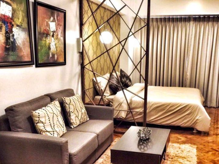 Beautiful Studio Condo Unit For Sale At The Columns Ayala in Makati