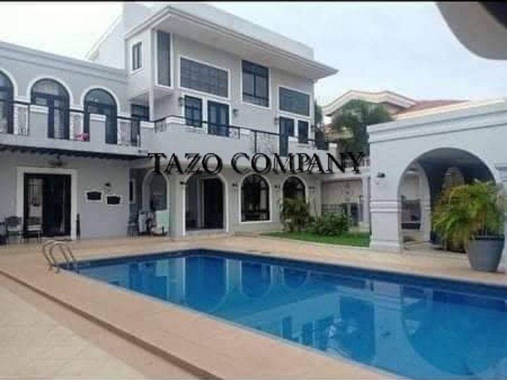 8-Bedroom House with own Pool for Sale in Multinational Village Paranaque City