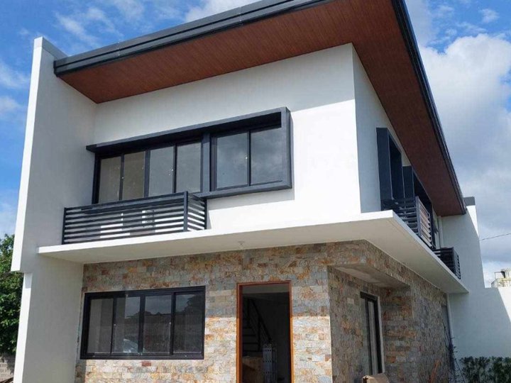 3BR house nr Southwoods City i. Binan Laguna