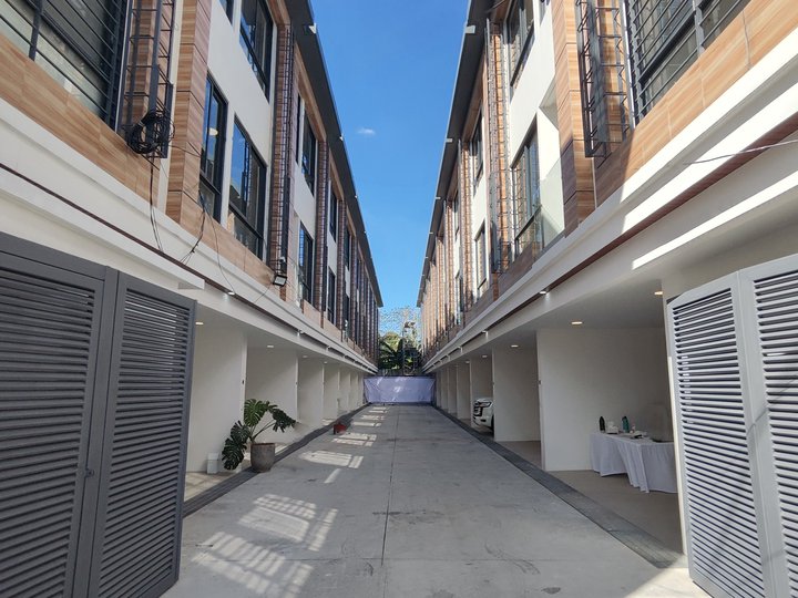 Brand New RFO 4 BR Townhouse For Sale in Quezon City