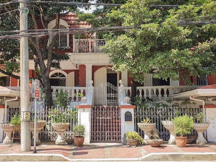 6 Bedrooms House for Sale in Philam Homes Quezon City
