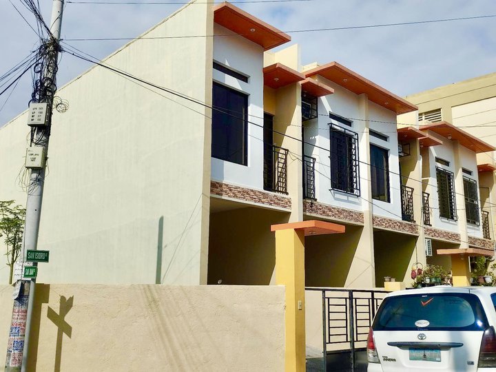 10%DP RFO CORNER UNIT TOWNHOUSE IN ADMIRAL LAS PINAS NEAR SM SOUTHMALL