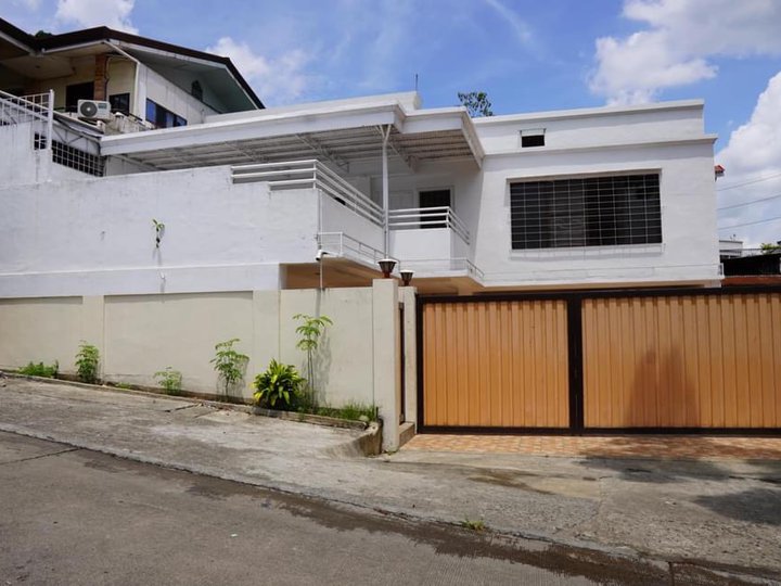 Big Residential or Commercial Building For Sale in Macasandig, Cagayan de Oro Misamis Oriental