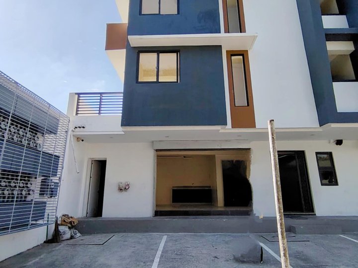Ready For Occupancy Commercial Unit For Sale in Quezon City
