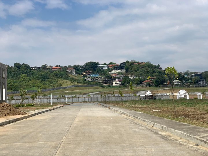 Prime Residential Lot for Sale in QC along Katipunan Extn. near UP