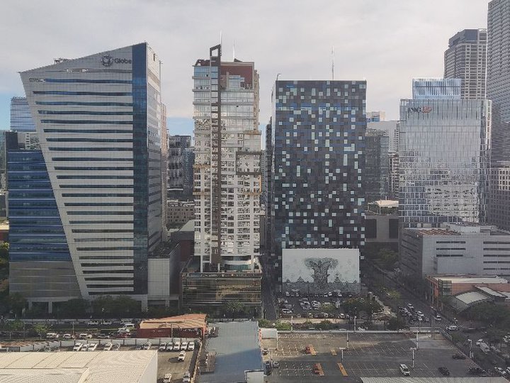 Renting out a fully-furnished Penthouse Office in BGC