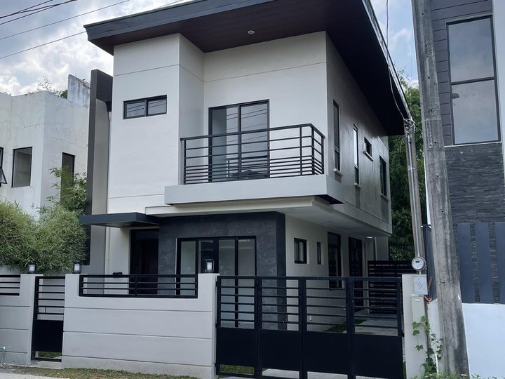 RFO 4-bedroom Single Attached House For Sale in Cebu City Cebu
