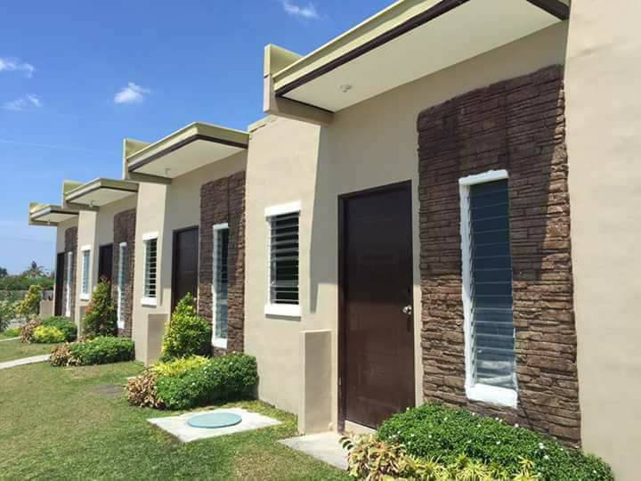 END UNIT WITH EXTRA LOT | ANNA ROWHOUSE | PANDI, BULACAN