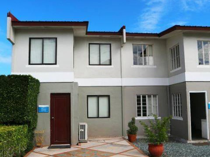 FORSALE TOWNHOUSE IN LANCASTER CAVITE