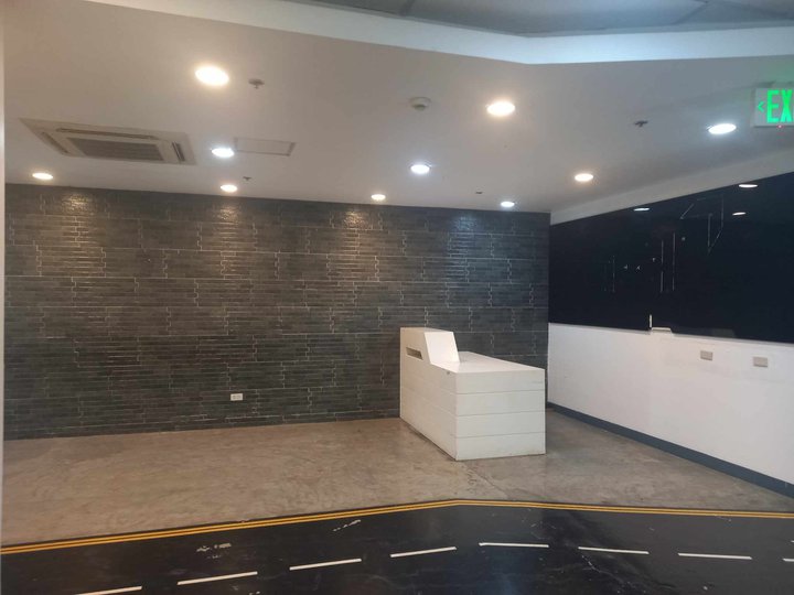 For Rent Lease Office Space Fitted 382 sqm EDSA Mandaluyong