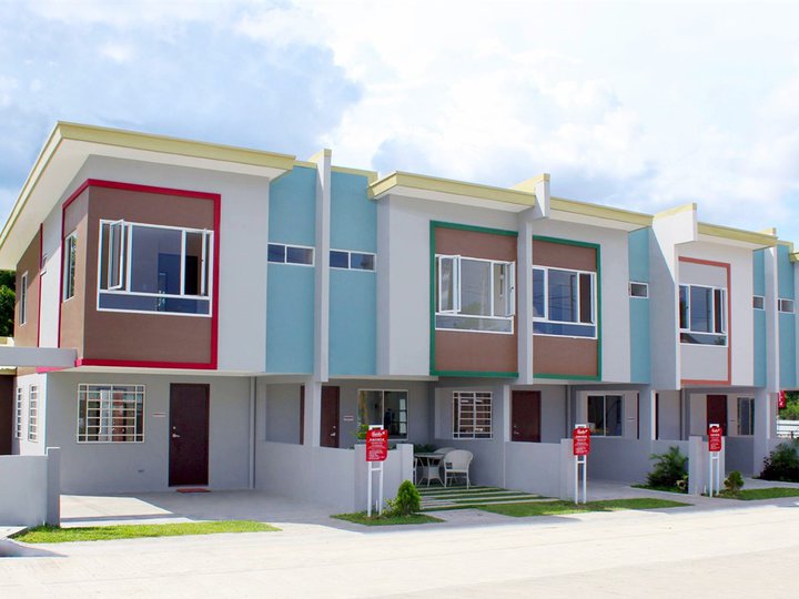 3-bedroom Townhouse For Sale in Imus Cavite