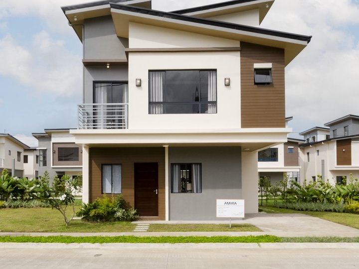 Furnished 4-bedroom Single Attached House For Sale in Alaminos Laguna