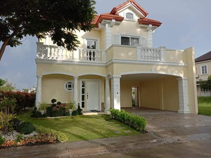 3BR SINGLE ATTACHED HOUSE AND LOT FOR SALE IN VERSAILLES ALABANG
