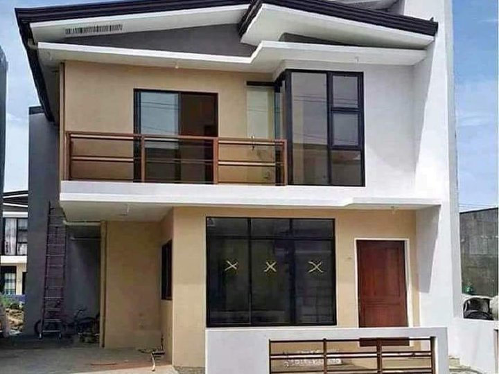 Pre-selling 3-bedroom Single Attached House For Sale in San Fernando