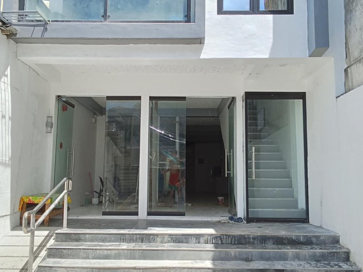 Commercial space/ office for rent