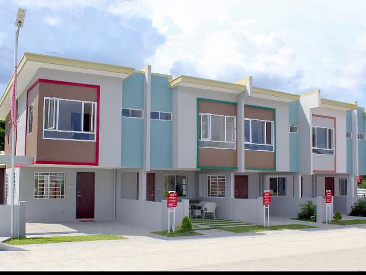 Ready for Occupancy Townhomes in Imus Cavite