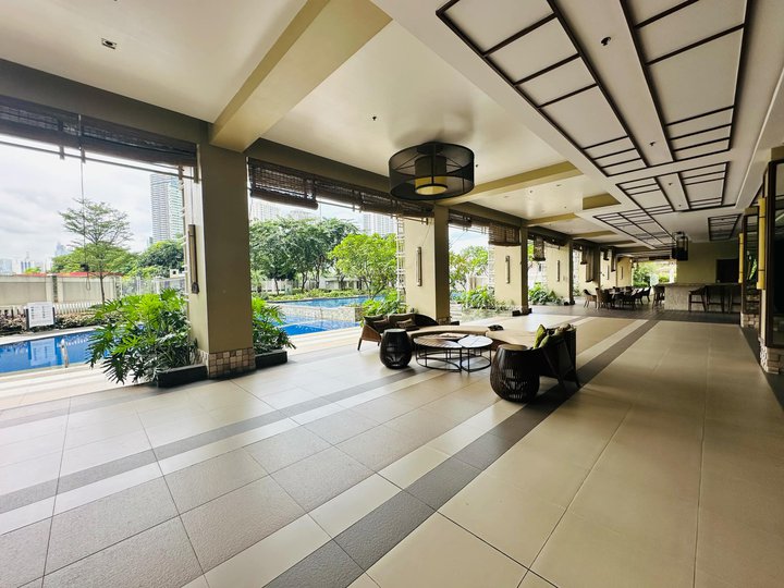 3-bedroom Condo Brio Tower in Guadalupe