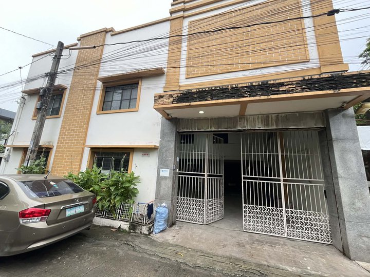 Pre-owned Office & Warehouse For Sale in Bacoor Cavite