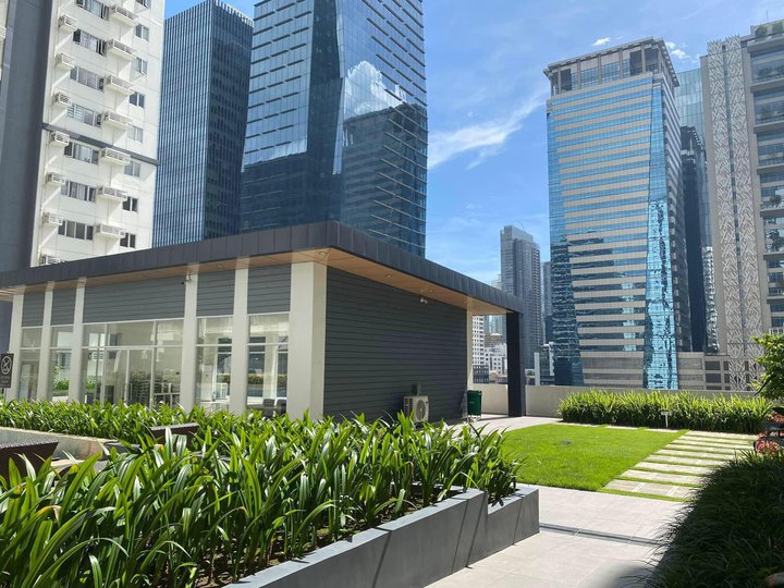BID: 43 sqm 1 BR Avida Turf BGC | Unit 2801