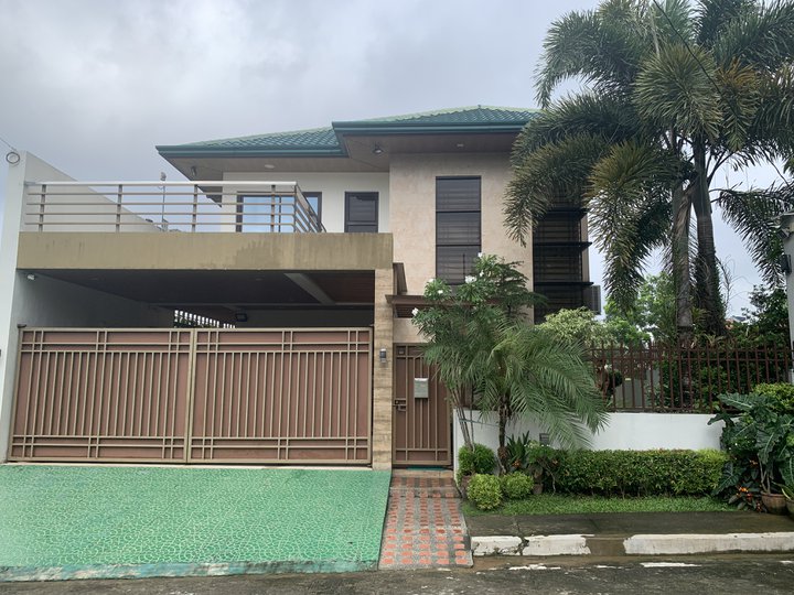 Overlooking 6br modern house  for sale at Colinas  SJDM   Bul