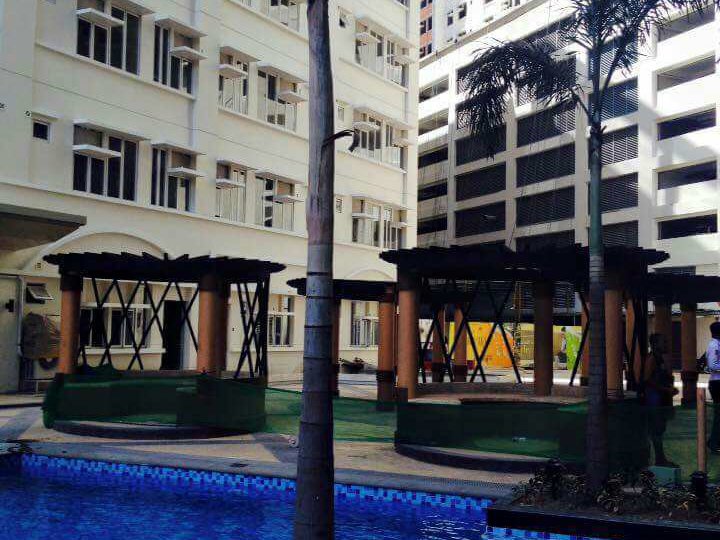 Condominium For Sale in Manila near Adamson