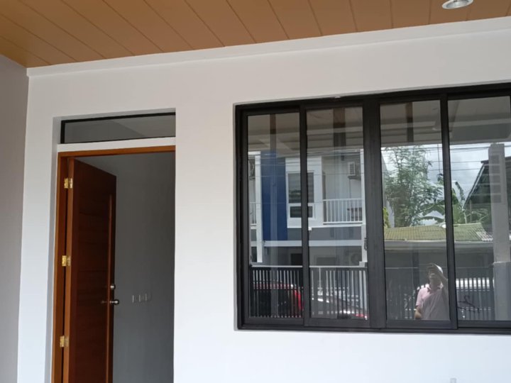 Pre-selling 4-bedroom townhouse for sale in Pilar Village Las Pinas City