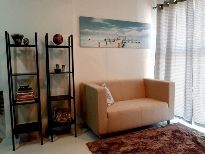 Fully Furnished 1BR Condo with Parking near Cebu Business Center