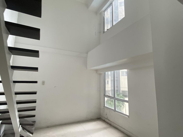 Easy to Own Ready for Occupancy Bank Foreclosed BGC Condo For Sale